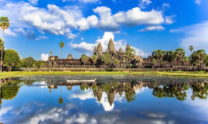 Angkor Wat - Worlds largest religious monument – Earth is Mysterious